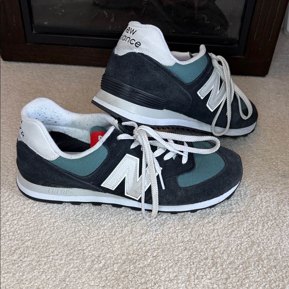New Balance Men's 574 Sneaker - Picture 4 of 7